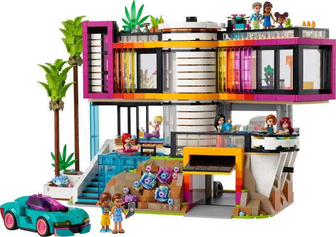 Andrea's Modern Mansion LEGO Set 42639